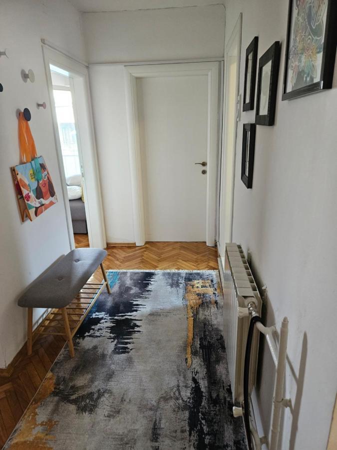 Cosy Apartment In The Heart Of Skopje Exterior photo