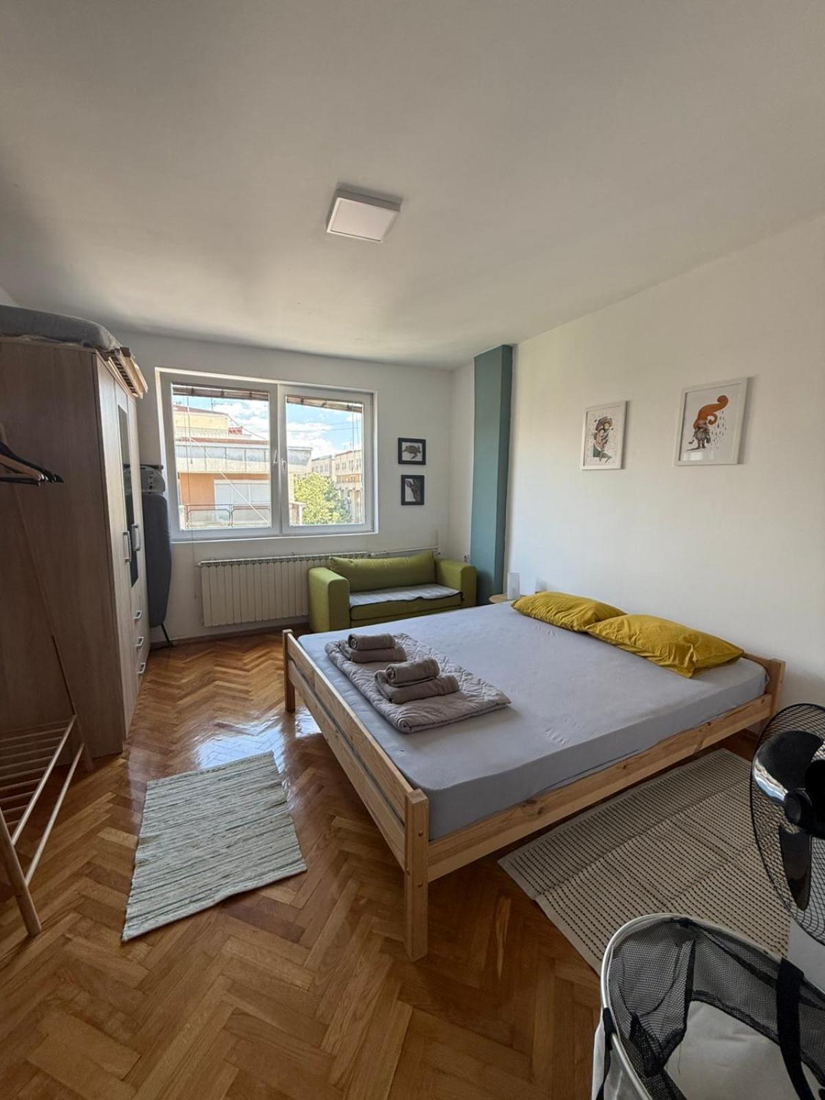 Cosy Apartment In The Heart Of Skopje Exterior photo